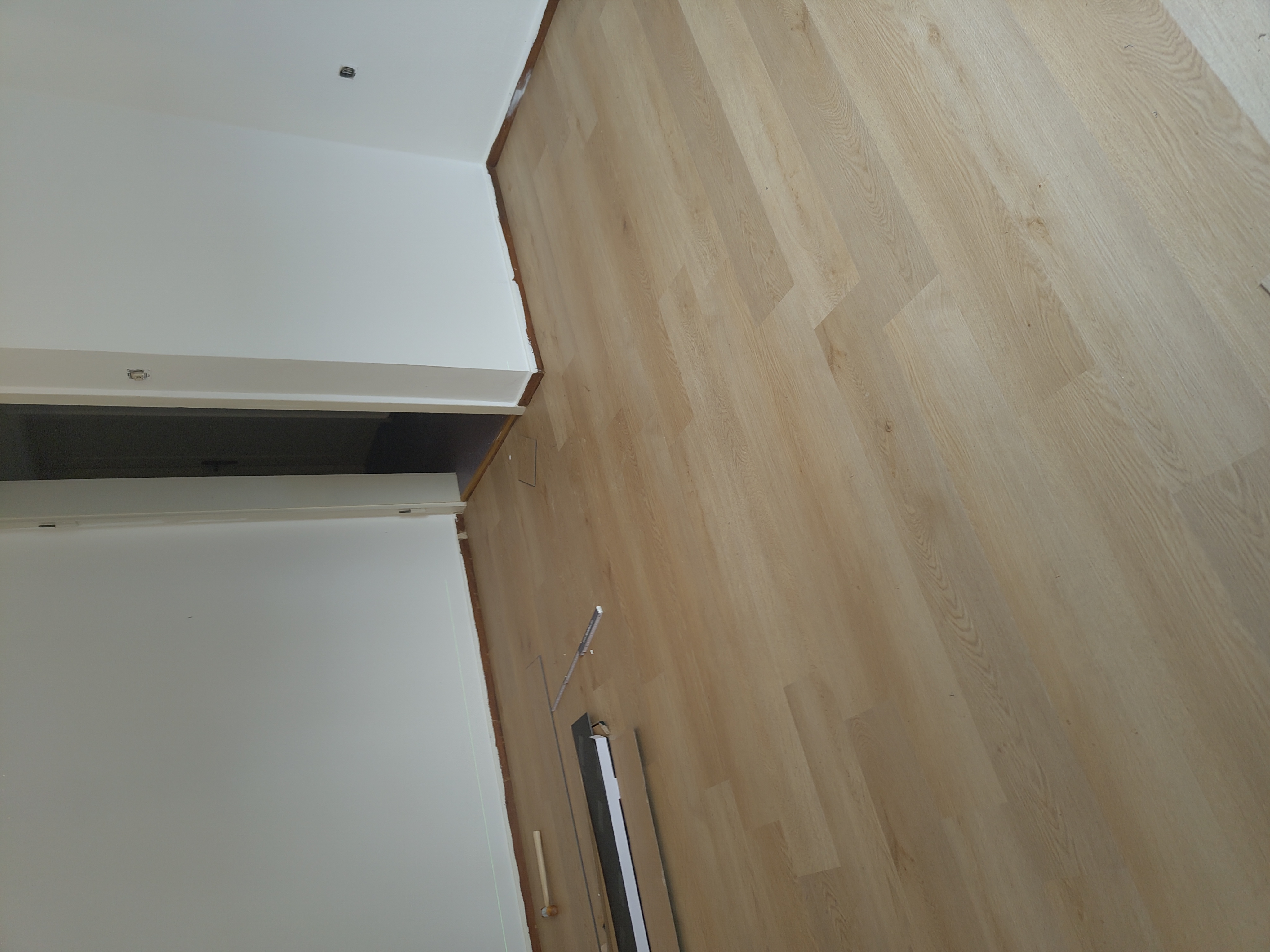 Die letzten Züge vom Bodenverlegen